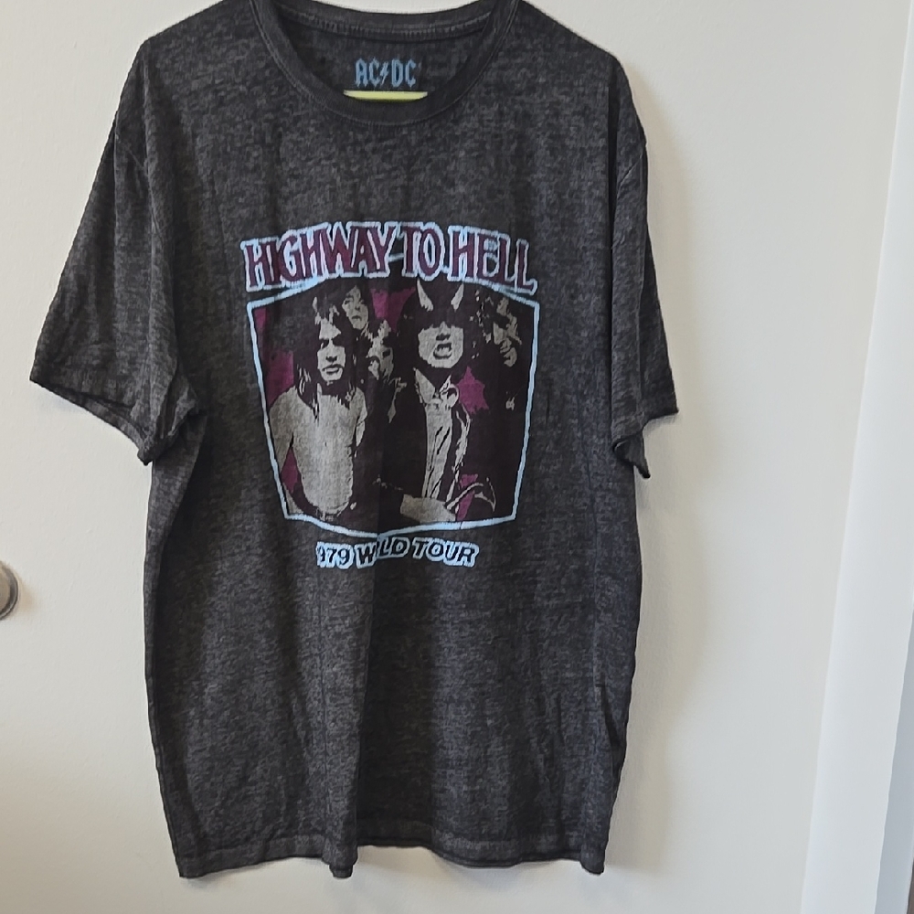 AC/DC Highway to Hell Tour Tee in Charcoal